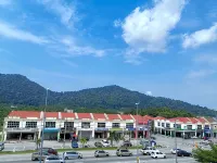 Star Bay Hotel - parking