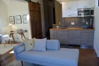 Luxury Getaway of the Rockies, minutes from 5 major ski areas - Boutique