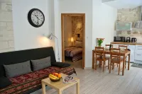 Charming apartment inside the old walls of Avignon - Condos
