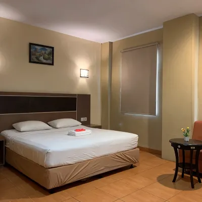 Parma Indah Hotel Các khách sạn gần Trung tâm thương mại Transmart Carrefour