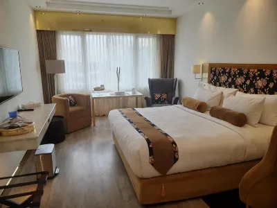 Hotel Razmoni Isha Kha International Hotels in Ramna