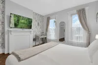 Magnolia Modern 1BR Near DT on Historic Street - Apartments