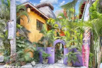 Villas del Rio: 2BR/2BA with dipping pool 1 block from the beach.