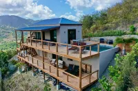House by the Sea: Idyllic Views, Pool, AC, Back-up Power - balcony