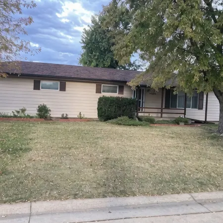 Cozy 3-bedroom 2 bathroom house