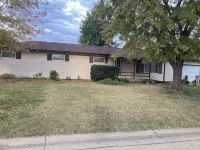Cozy 3-bedroom 2 bathroom house - 2-Star