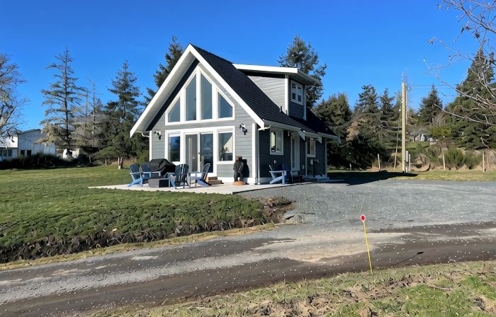 Elk Lodge in Sooke