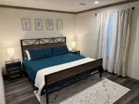 Sleeps 10! Lake Front 4-Bedroom Home with Fire Pit Lake Views! - 4-Star