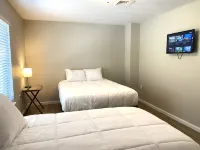 Luxury 4 bedroom Villa 103 with river access - 3-Star
