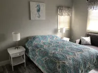 Gorgeous Beach House, Top Location! Walk to Beach, Ice Cream, Eateries. Dogs OK - 3-Star