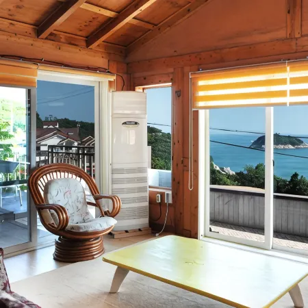 Geojae Sumir Pension