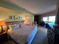Wapato Point Halmalka Condo 502-B 2 Bed 2 Bath Sleeps 5-6, Close to Outdoor Pool Hotels in Manson