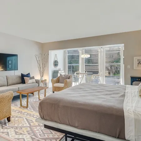 Couples Hideaway | Close to Everything | Short Walk to Beach