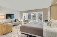 Couples Hideaway | Close to Everything | Short Walk to Beach