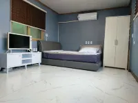Naju Suparaejam Pension - parkir