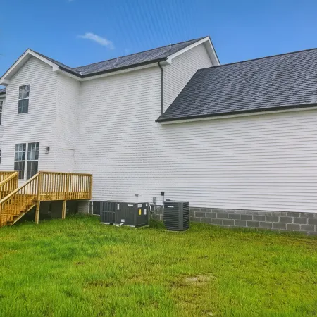 Charming 2800 sq.ft 4-bedroom home with AC and WiFi in Suffolk