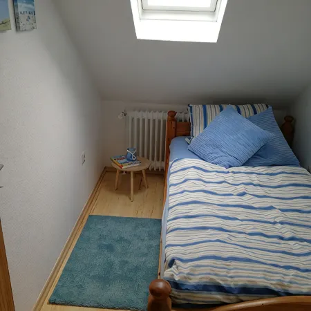 Cozy Non-Smoking Apartment Near the Fortress (Approx. 3 km)