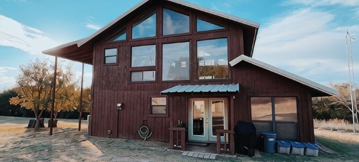 Mata'Zamo Cliffside Cabin, 1000 Acres Hiking Trails, Farm Animals, Family Fun! Hotels in Somervell County