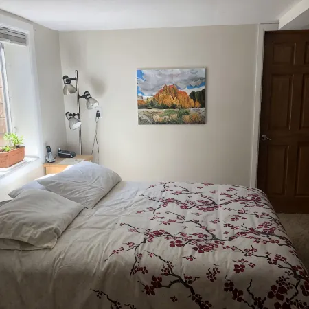 Beautiful private 2 bedrooms/1 bathroom near campus