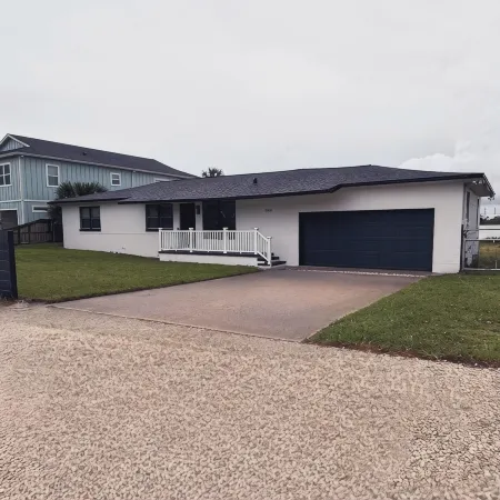 3 Bed 2 Bath Pool Home Andrew’s Island. Dolphin Views from Dock!