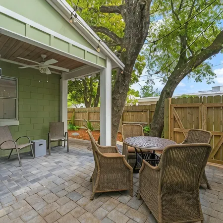 Classic Seagrove Cottage One Block from 30A Beach Access