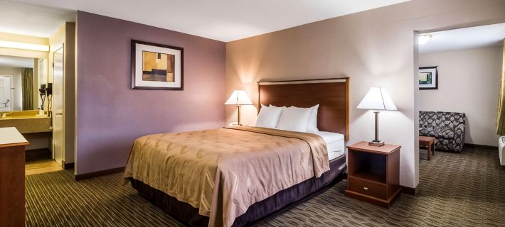 Quality Inn University Near Downtown Hotels in Hays County