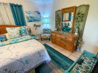 3Bedroom 2Bath~~Kayaks~PaddleBoard~~Swim Spa~Cabana Club~10% Off Open 2026 Wks - Wifi