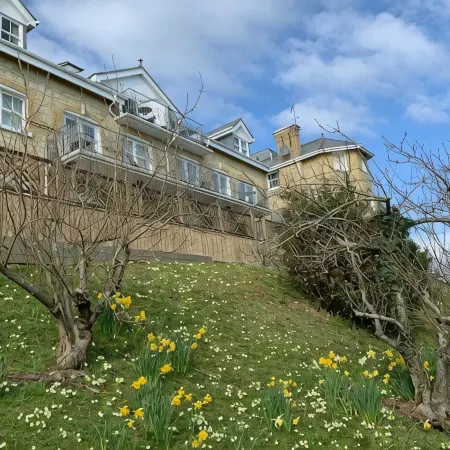 2 Bed Apartment The Priory - Panoramic Sea View