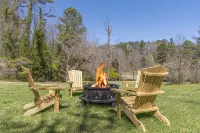 Charming 1892 Log Cabin in the Blue Ridge Mountains foothills - Chalets