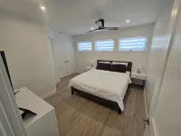 Pickleball Dream - All New, Modern Condo in Sea Colony. 10mins walk to the beach - Pools