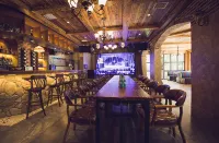 Yishui Riverside Creative Inn - balcone