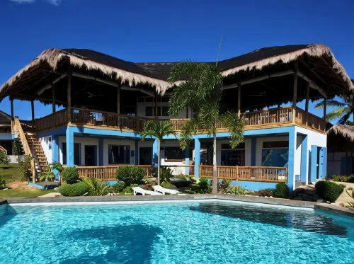 Liquid Dive Resort - Hot Springs