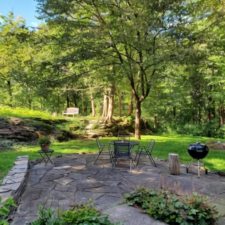 Charming Artist's Retreat