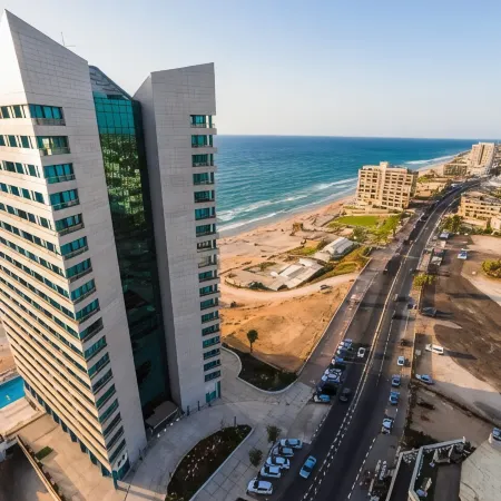 Herbert Samuel Okeanos Suites Herzilya