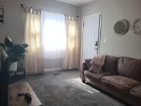 Beautiful and also conveniently located. - Apartments