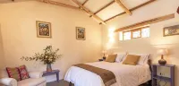 Villa Yucay Garden Cozy Cottage - Homestays