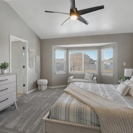 Spacious 6BR Entertainment Dream Home Sleeps 20