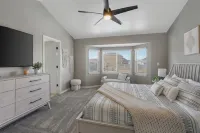 Spacious 6BR Entertainment Dream Home Sleeps 20 - badewanne