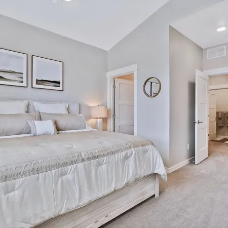 Sophisticated 3 bedroom townhome