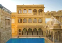 Hotel Grand Khalifa - piscine