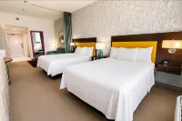 Home2 Suites by Hilton Edinburg - parking