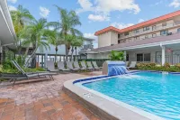 Hotel Sol - Pools