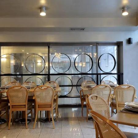 Maniatis Hotel