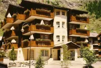 La Perle Apartments