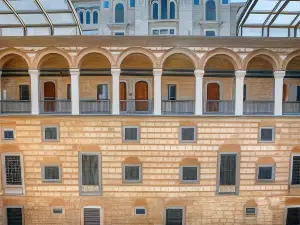HAN 1772 Hotel