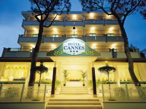 Hotel Cannes - in Pieno Centro