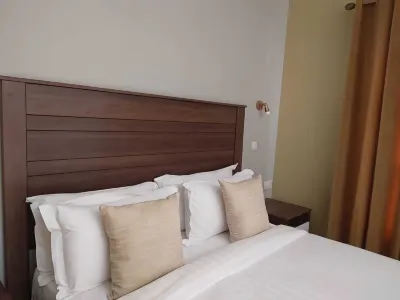 Etang Guest House