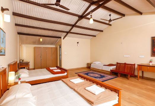Devashola Homestay