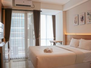 Elegant and Comfy Studio at Tamansari Iswara Apartment