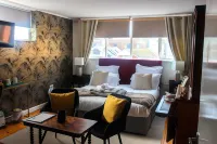 The Bank Hotel & Bistro Hotels in der Nähe von Little Common Methodist Church